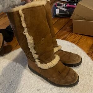 UGG Sunburst Winter Boots Sheepskin Womens 8 Tan